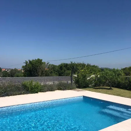 Small House Tia With Private Pool بولا