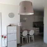Apartamento Small House Tia With Private Pool Pula